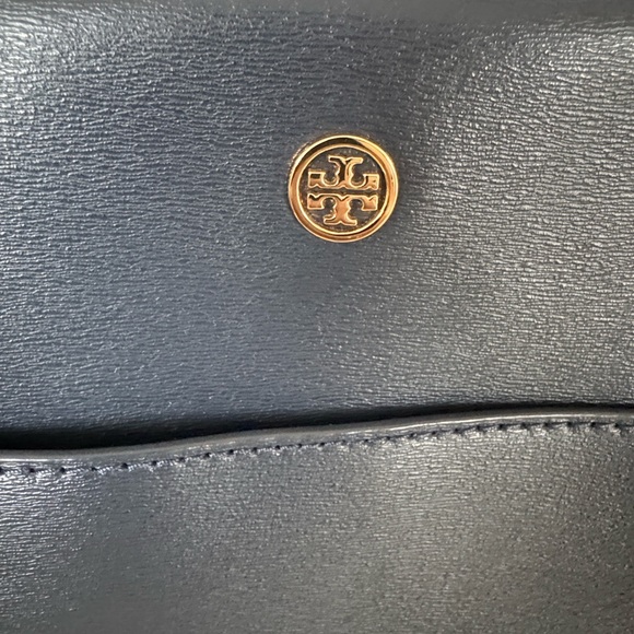 New Year New Tori Burch Navy Tote with Red Interior! - Picture 9 of 9
